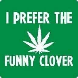 "I Prefer the Funny Clover" T-Shirt Print
